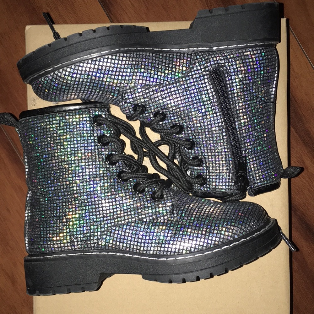 Steve Madden Kids